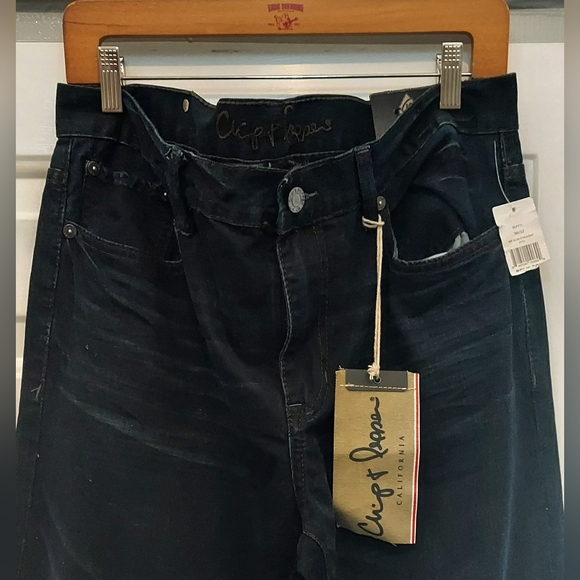 CHIP & PEPPER "IKE" MEN'S DARK DISTRESSED SLIM STRAIGHT JEANS SIZE 36 X 32 NWT - Picture 7 of 10